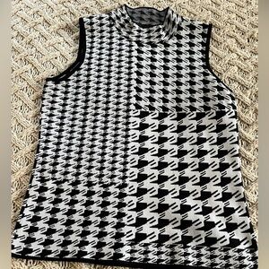 Versona Houndstooth Mockneck Sweater Vest size Small